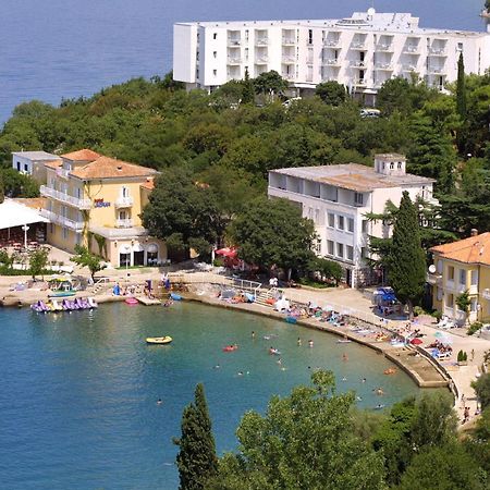 Hotel Adriatic Omišalj Екстериор снимка