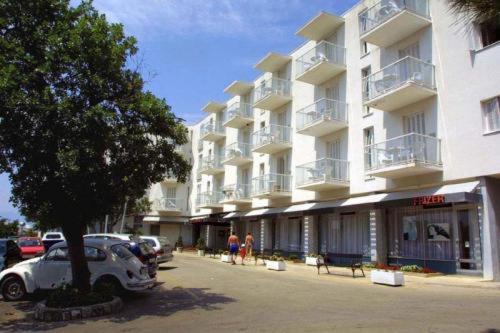 Hotel Adriatic Omišalj Екстериор снимка