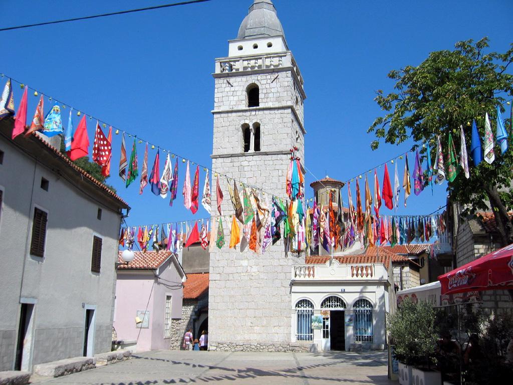 Hotel Adriatic Omišalj Екстериор снимка
